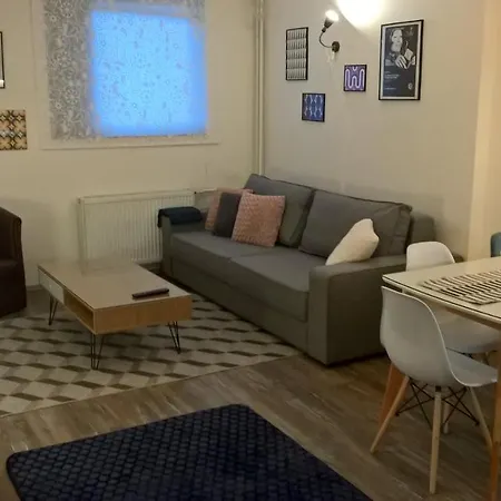 Apartment Apartman-vila Nikola, 064jedansedamdvatridevetnulatri *